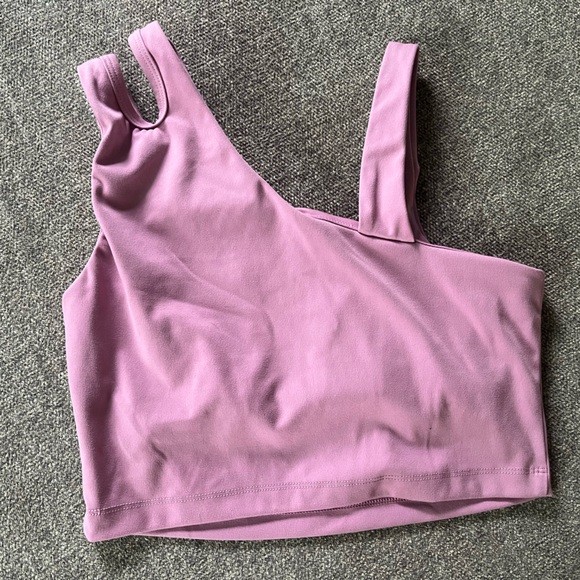 Pink workout top - Picture 2 of 3